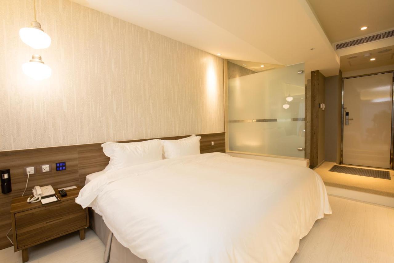 Walker Hotel. Ximen Đài Bắc Ngoại thất bức ảnh